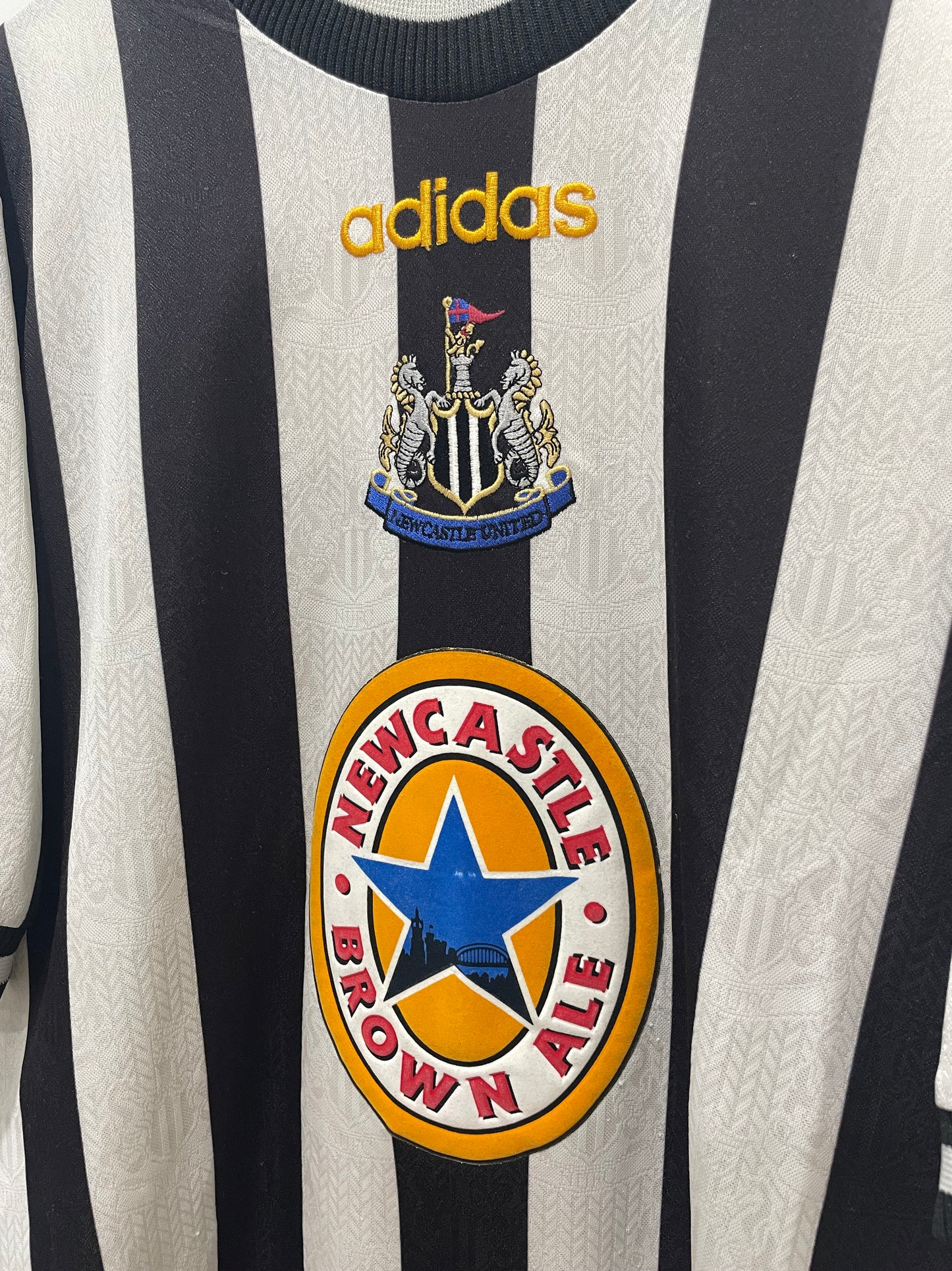 NEWCASTLE UNITED 1997 HOME SHEARER S