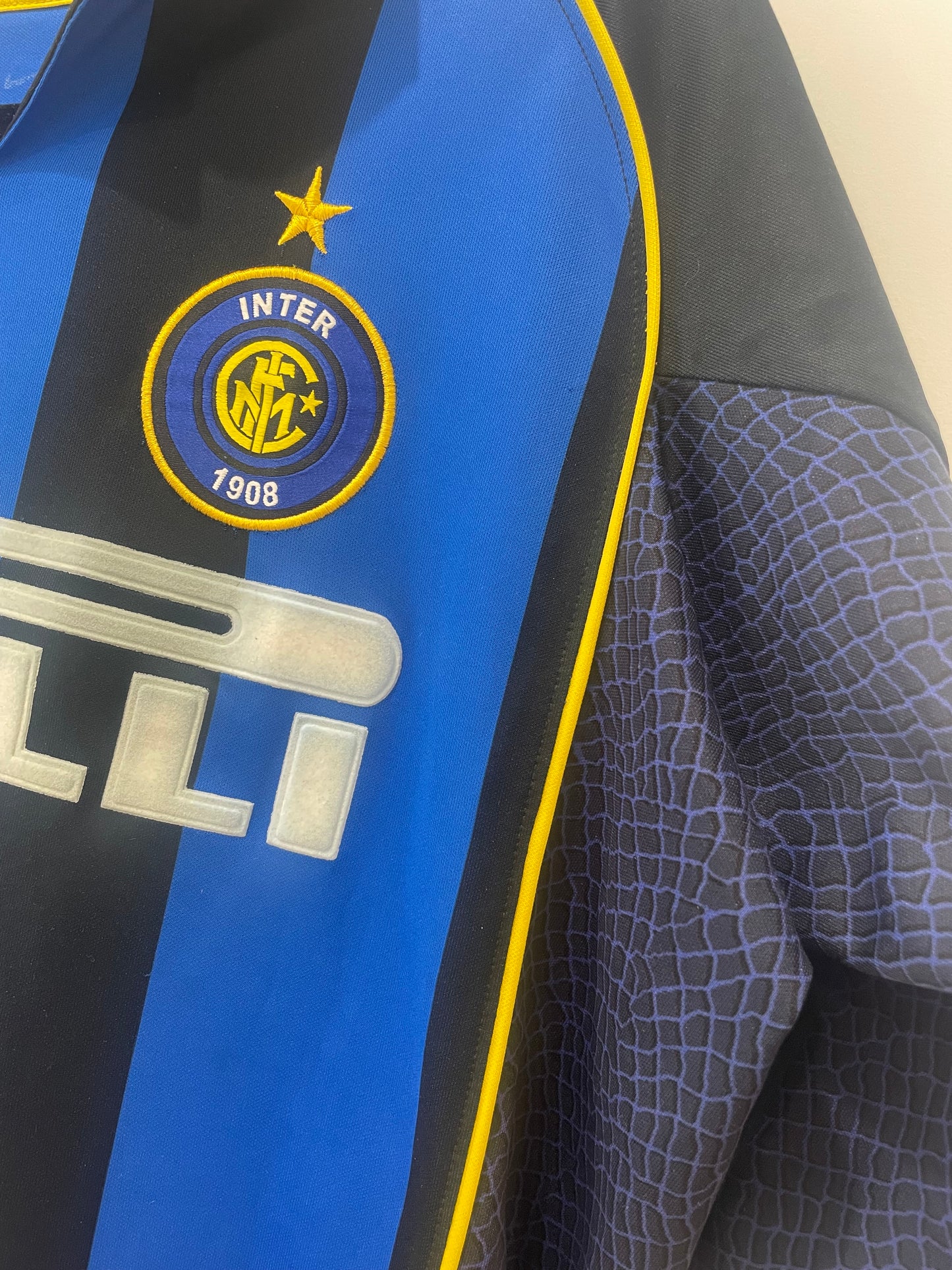 INTER MILAN 2001 HOME RONALDO L