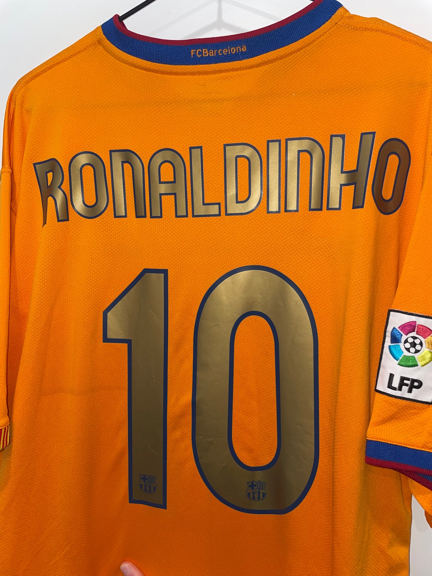 BARCELONA 2006 AWAY RONALDINHO XL