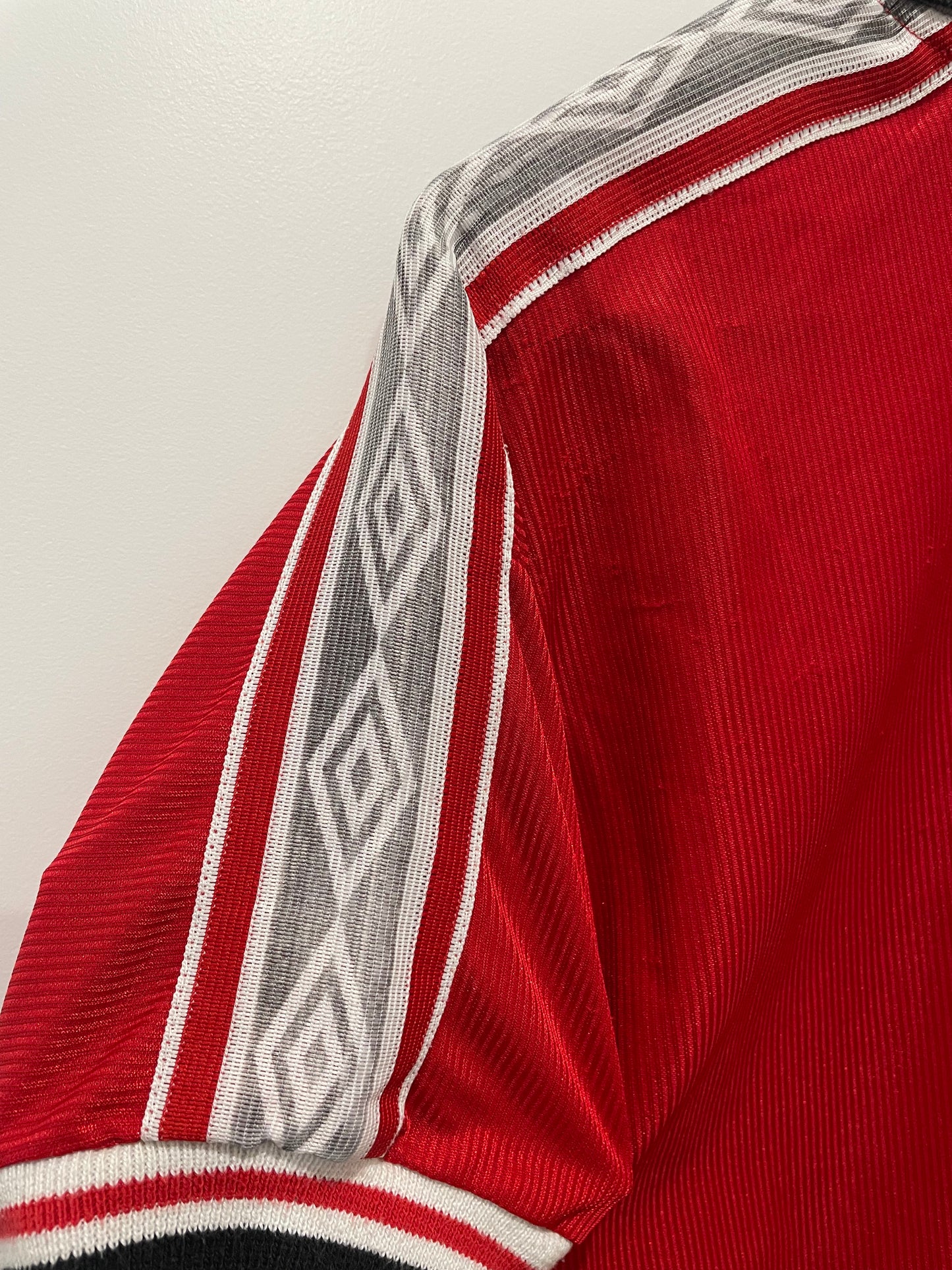 MANCHESTER UNITED 1998 HOME (AUS) M