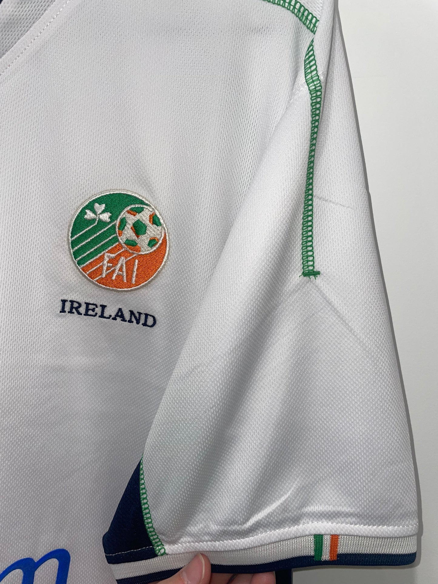 IRELAND 2002 AWAY L (BNIB)