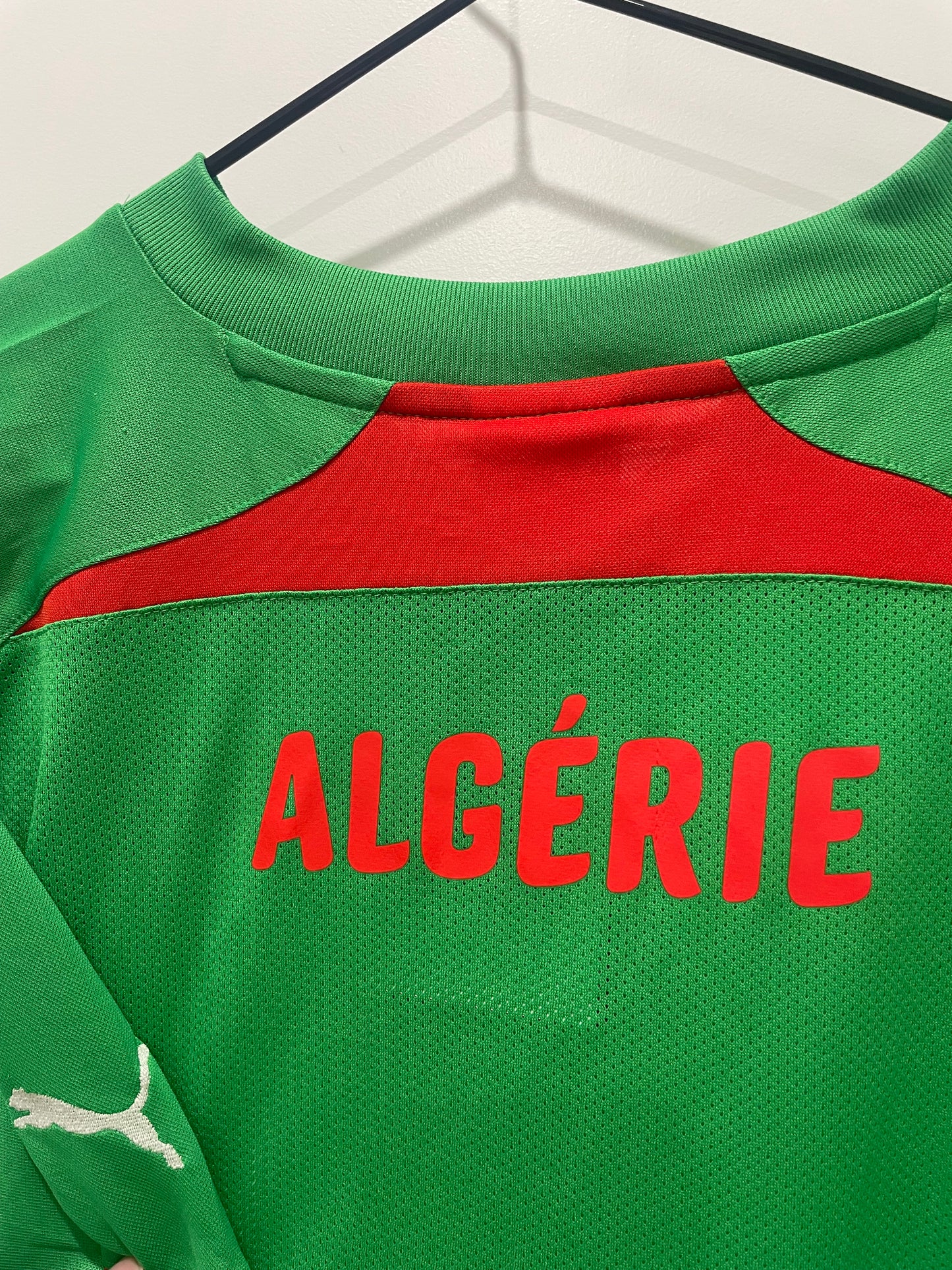 ALGERIA 2010 TRAINING L (BNWT)