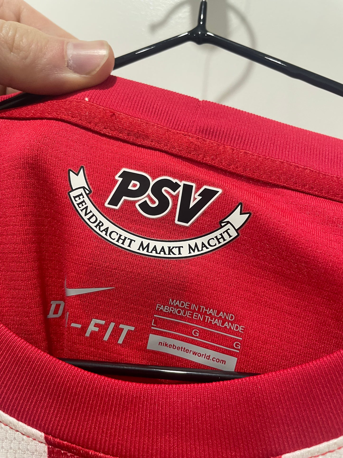 PSV 2011 HOME L (BNWT)