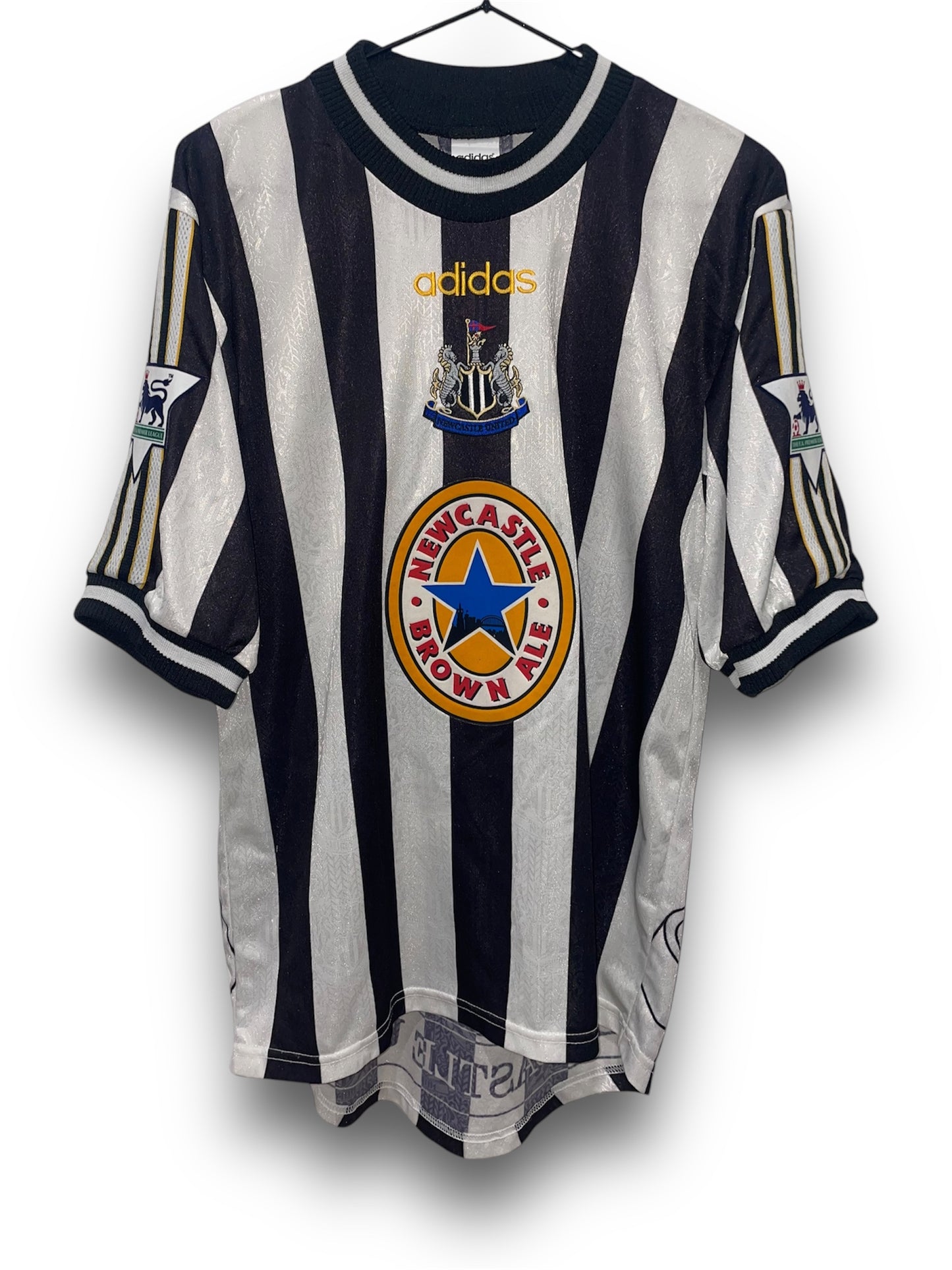 NEWCASTLE 1997 HOME SHEARER M