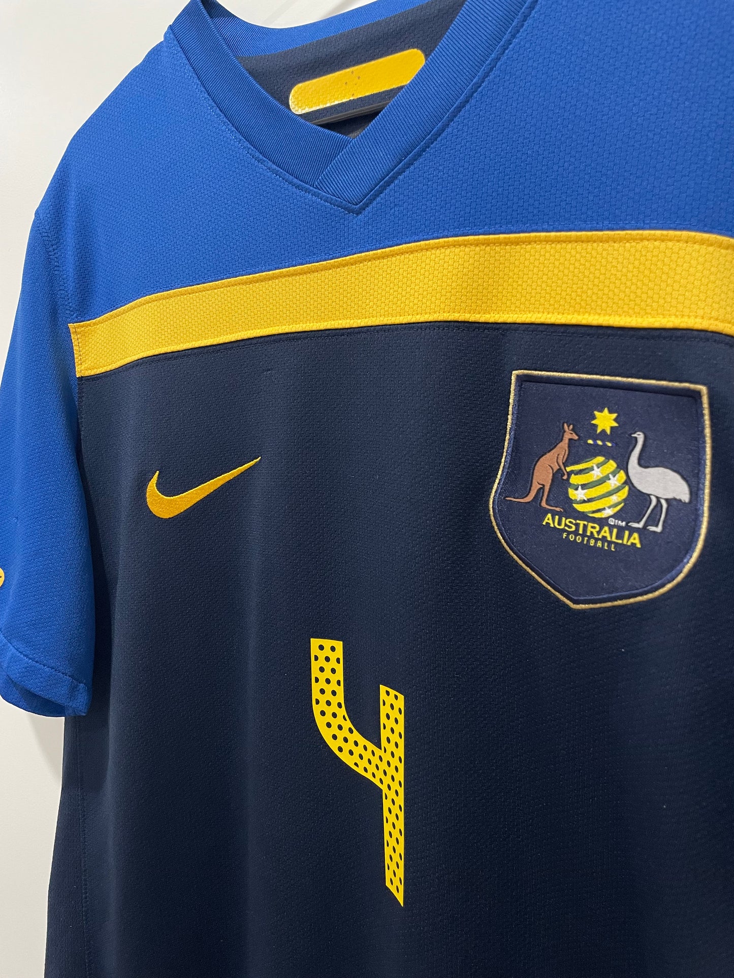 AUSTRALIA 2010 HOME CAHILL M