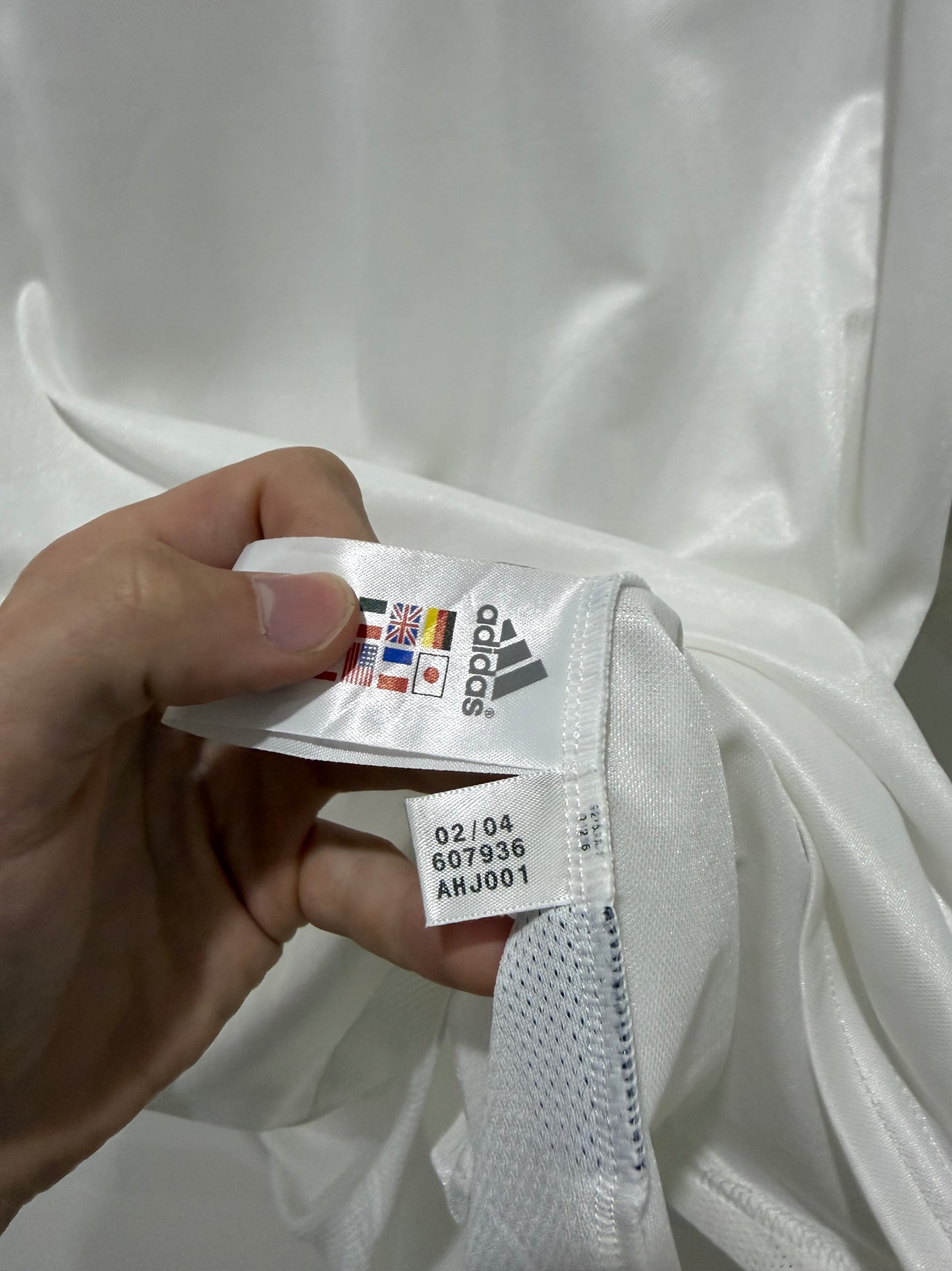 CHINA 2004 AWAY XL