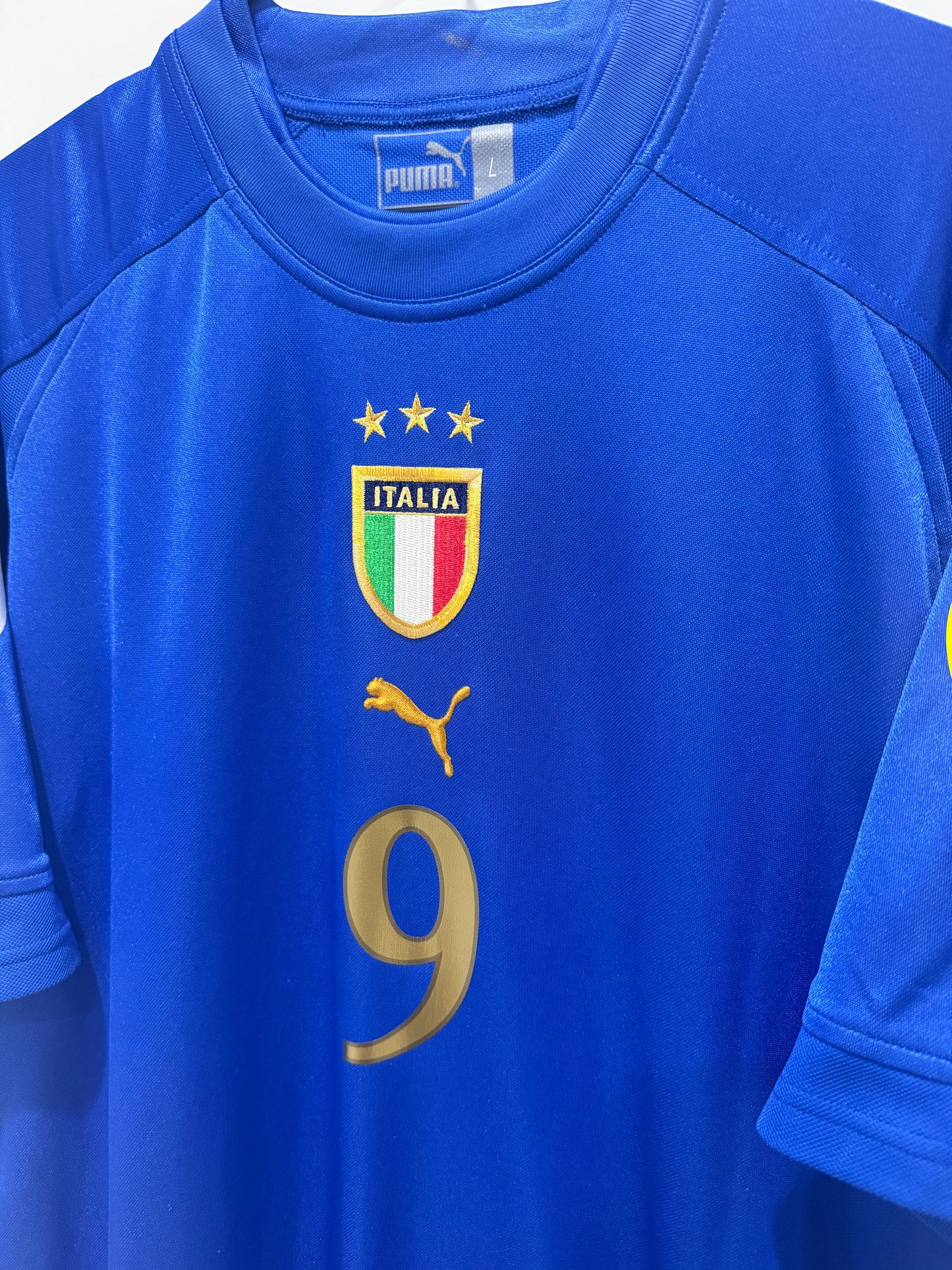 ITALY 2004 HOME VIERI L