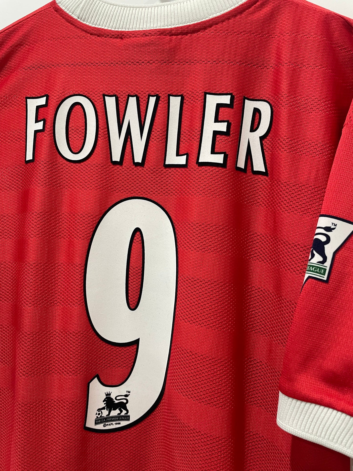 LIVERPOOL 1998 HOME FOWLER L