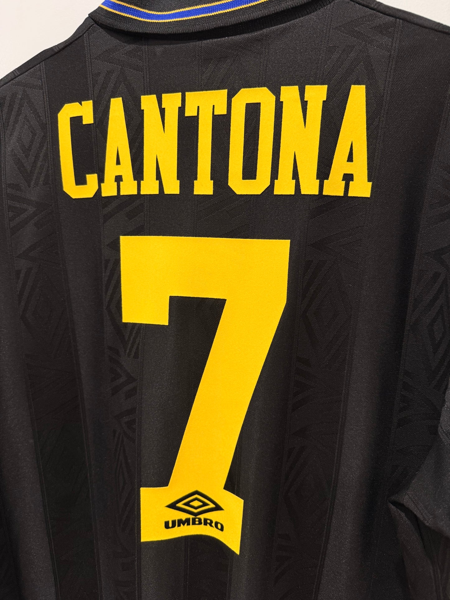 MANCHESTER UNITED 1993 AWAY CANTONA L