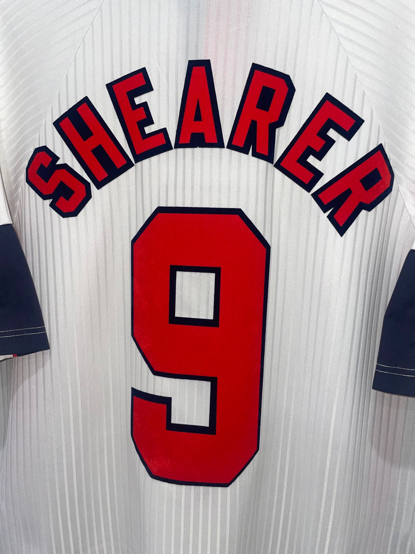 ENGLAND 1998 HOME SHEARER XL