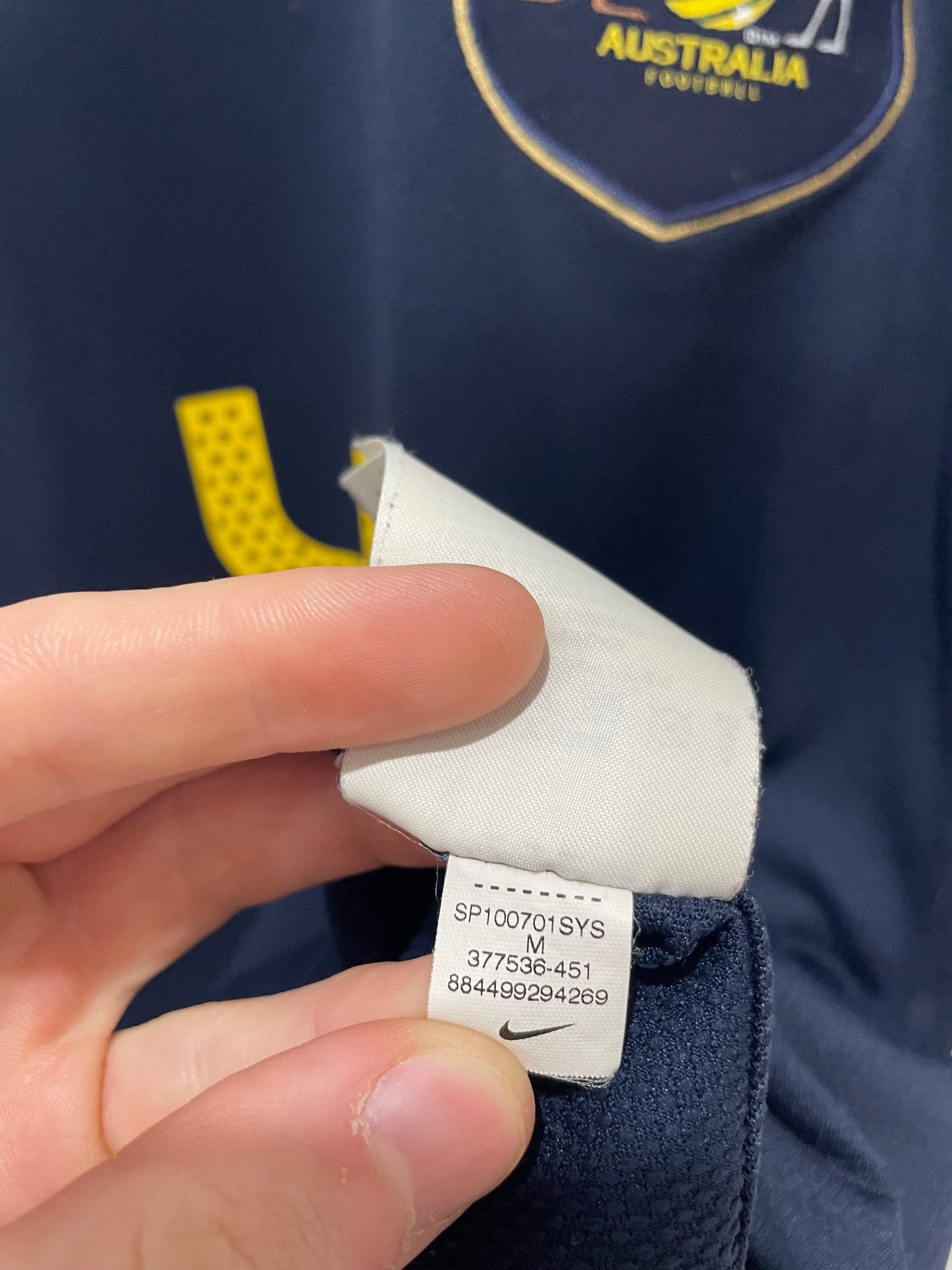 AUSTRALIA 2010 HOME CAHILL M