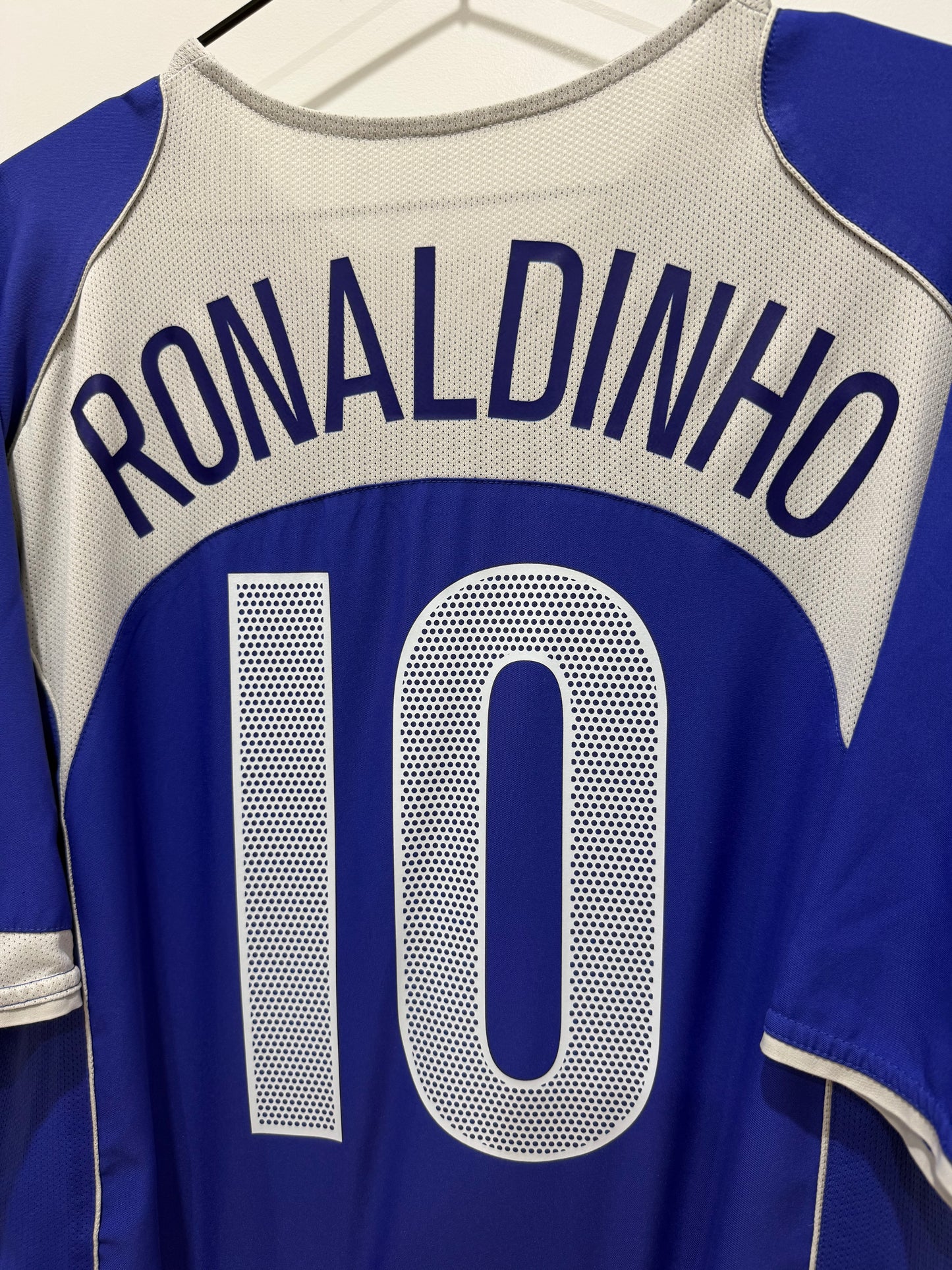 BRAZIL 2004 AWAY RONALDINHO M