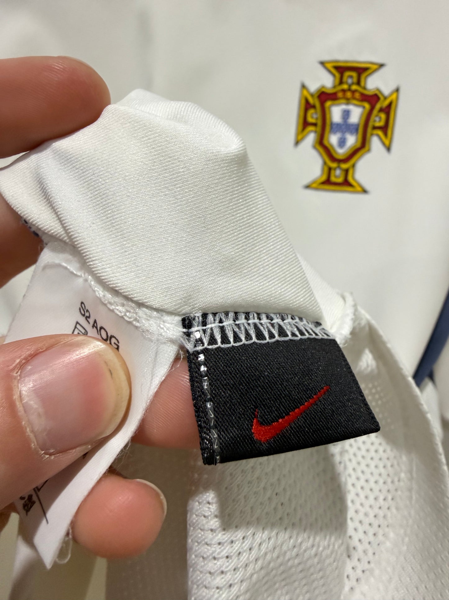 PORTUGAL 2002 AWAY RONALDO L