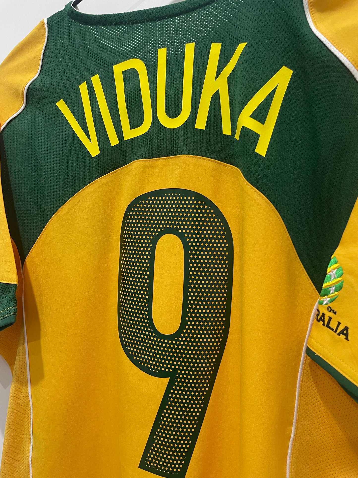 AUSTRALIA 2005 HOME VIDUKA S