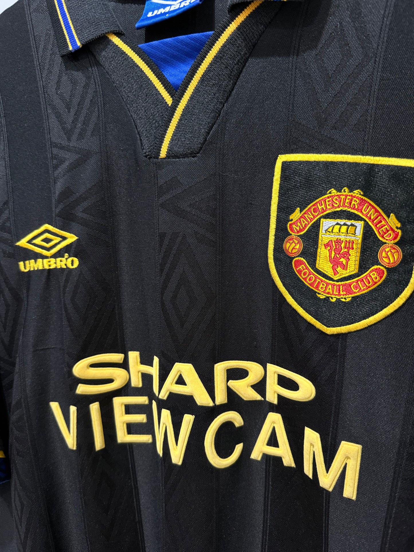 MANCHESTER UNITED 1993 AWAY CANTONA L