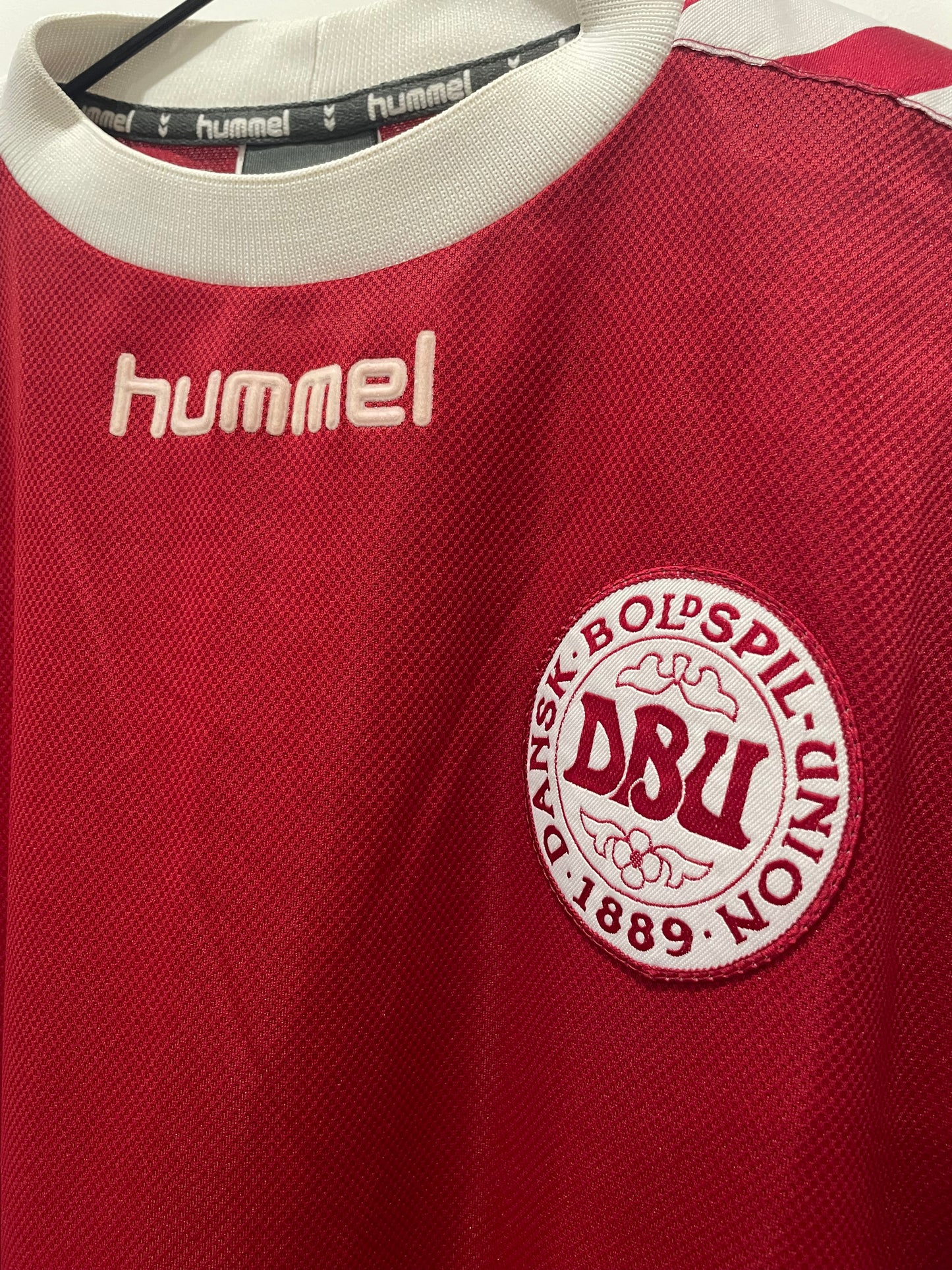 DENMARK 2002 HOME M