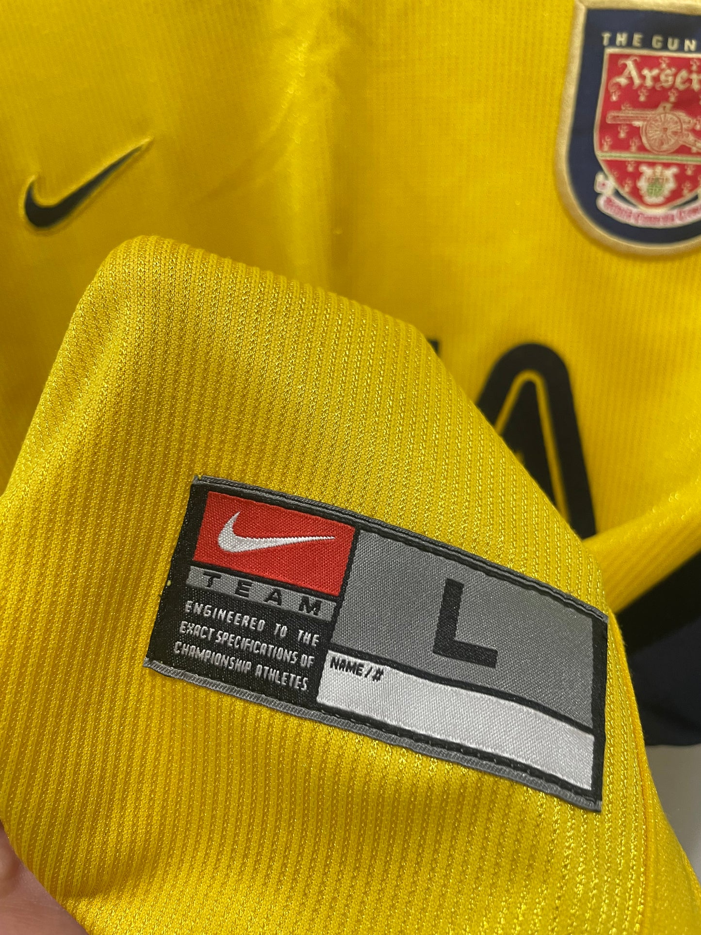 ARSENAL 1999 AWAY HENRY L