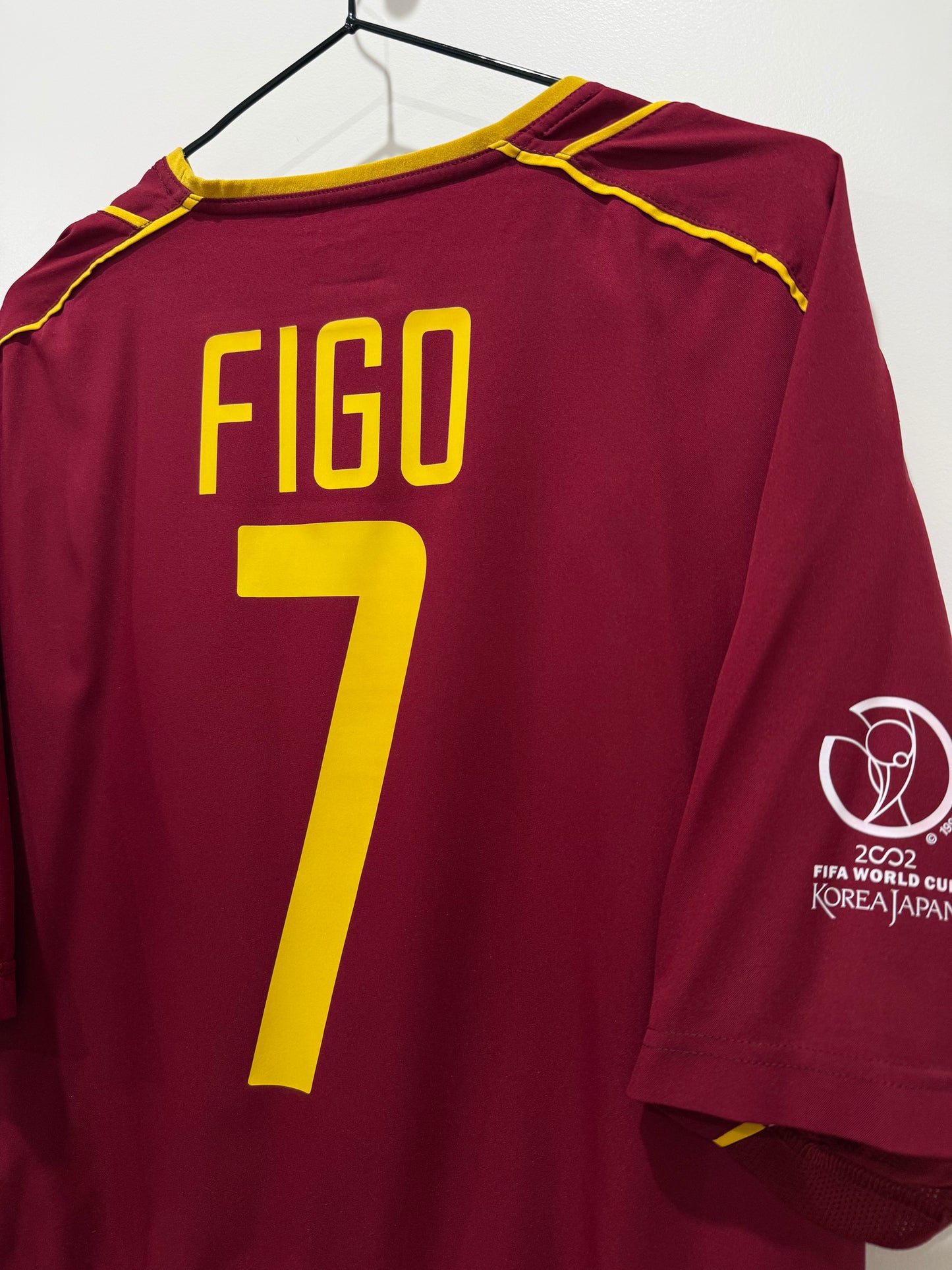 PORTUGAL 2002 HOME FIGO XL