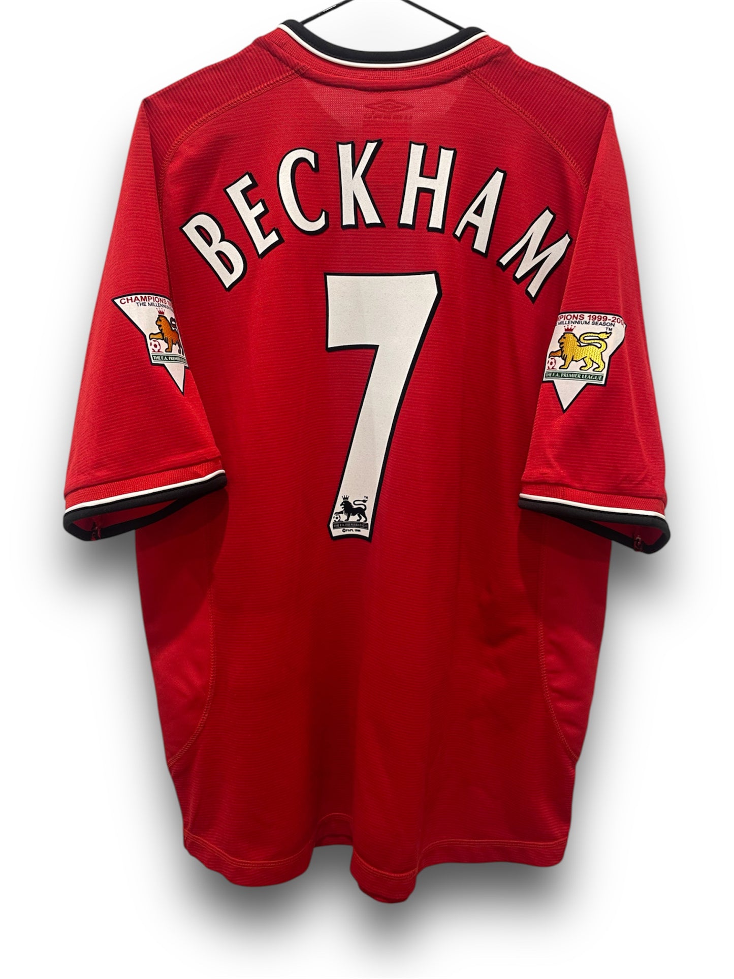 MANCHESTER UNITED 2000 HOME MEDIUM BECKHAM M